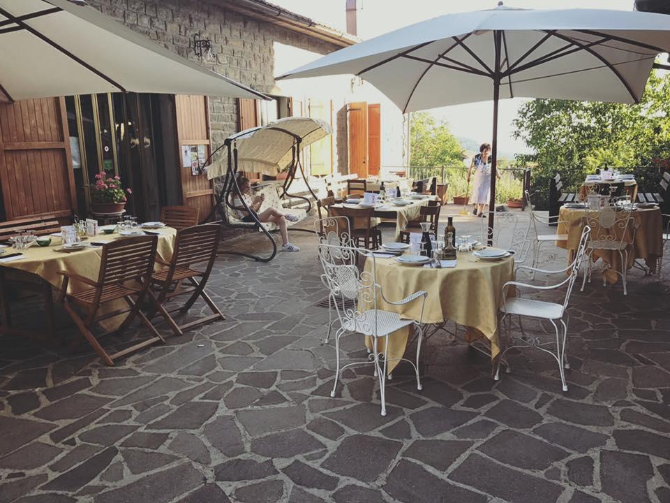 Albergo Ristorante Letizia キウージ・デッラ・ヴェルナ エクステリア 写真