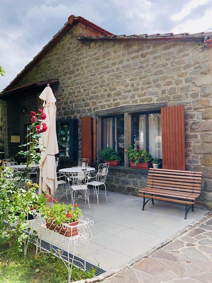 Albergo Ristorante Letizia キウージ・デッラ・ヴェルナ エクステリア 写真